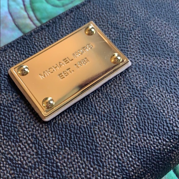 BNWT Michael Kors Jet Set Wristlet - Picture 2 of 6